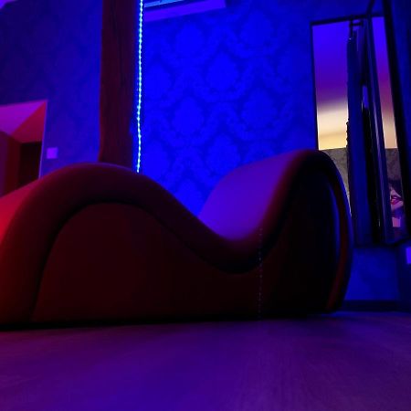 Love Room Avec Jacuzzi Prive Bonnetable ภายนอก รูปภาพ